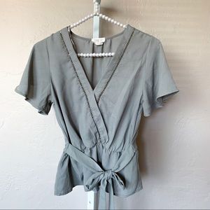 Sienna Sky GrayTie Waist Flutter Sleeve Top Size XS